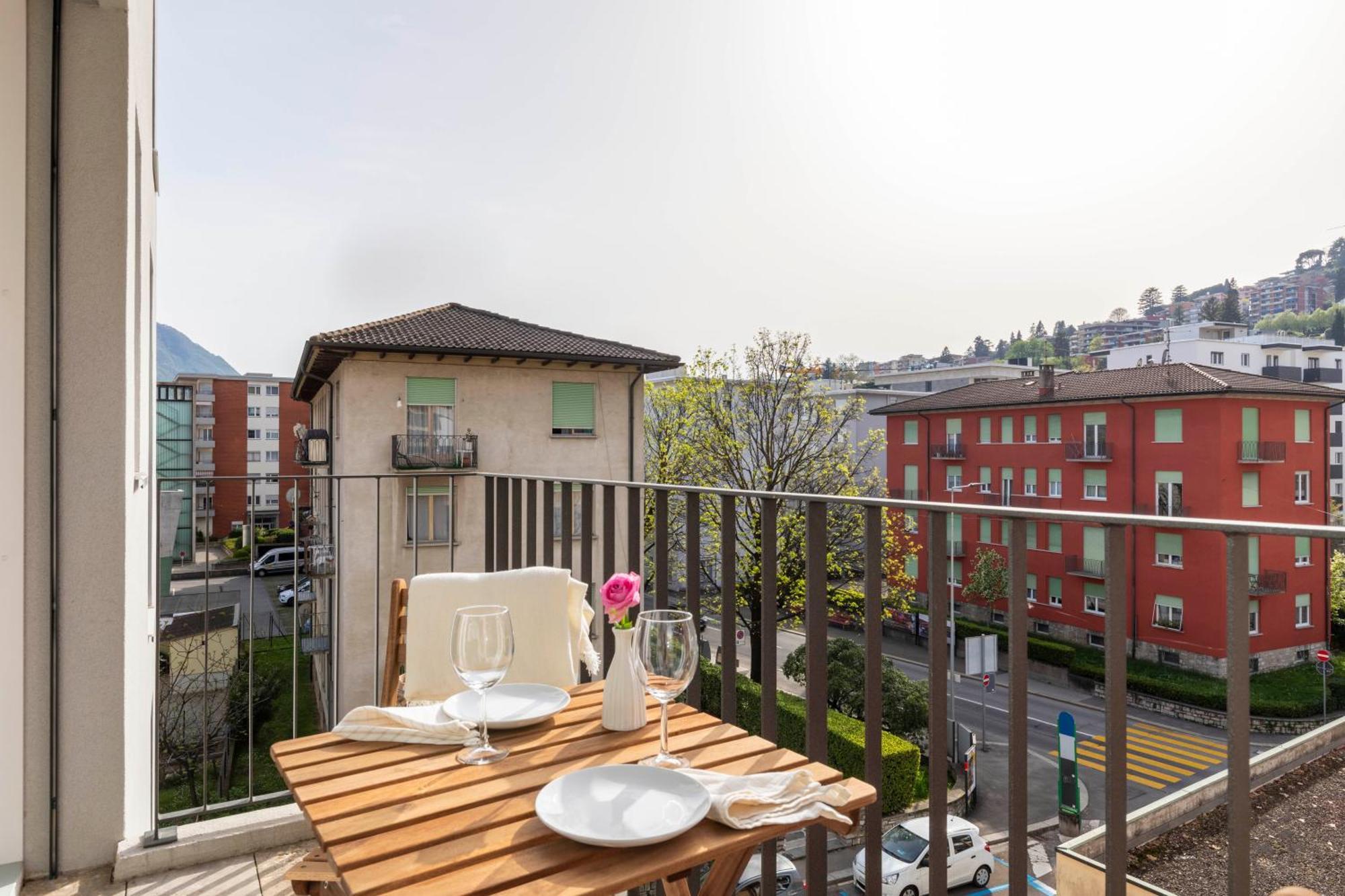 Magic Deluxe Suites - Free Parking Lugano Exterior photo